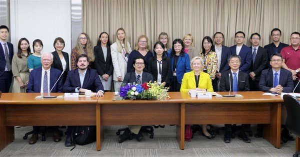 Taipejā notiek tehnoloģiju sadarbības konference starp Latviju, Lietuvu un Taivānu