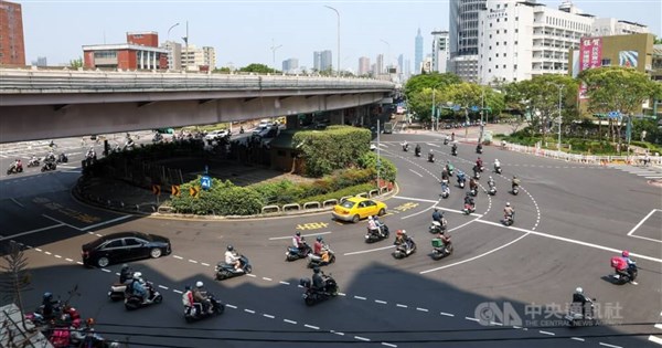 Taipei pauses Gongguan roundabout removal