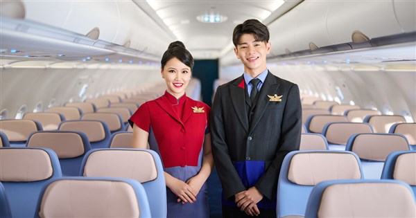 Taiwan's international carriers report new high in sales for H1