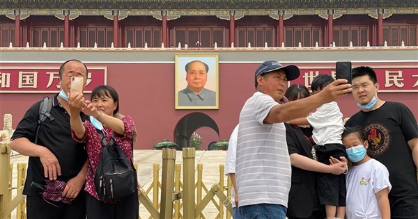 Chinas Erzählung vom Zweiten Weltkrieg stellt die Legitimität der Republik ...