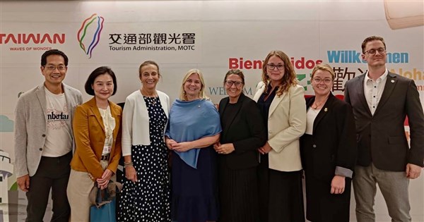 Swedish parliamentarian group visits Taiwan, to attend National Day events