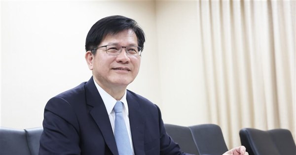 Taiwanese urged to help boost Japan's tourism, exports amid row with China