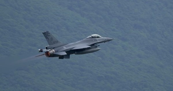 U.S. urged to expedite F-16 collision avoidance system installation
