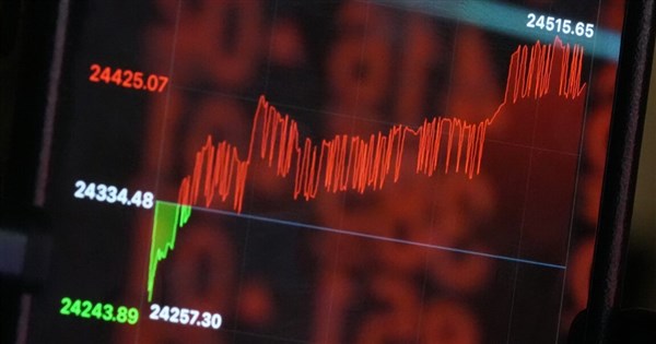 Taiwan shares close up 2.57%