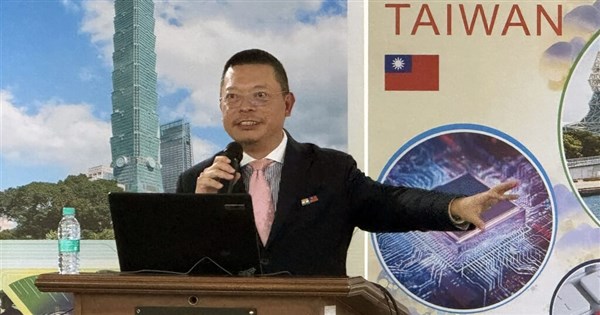 Taiwan foreign minister honors diplomat who died on the job in India