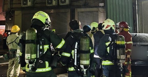 4 rescued, 53 evacuated from structure fire in Taipei