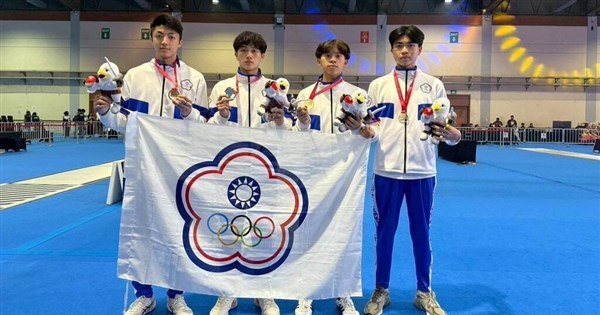 Taiwan men's épée team wins first-ever gold at Asian junior fencing tourney