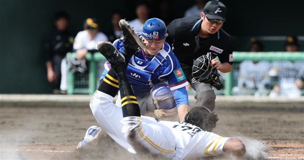 Taiwan beats SoftBank Hawks' farm team 5-1 in final WBC warm-up