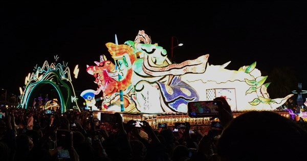 Japanese-style Mazu float headlines parade at Taiwan Lantern Festival in Chiayi