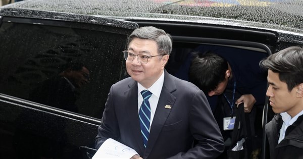 Premier greenlights migrant domestic helper eligibility expansion