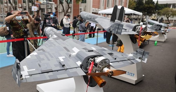 Taichung mayor proposes defense budget shift toward drones