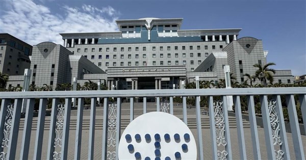 Parents, female cohabitant indicted for abusing infant to death