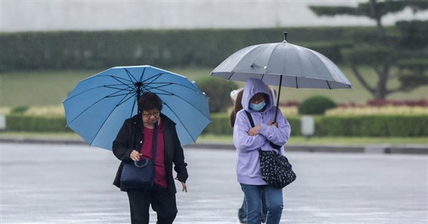 Rain expected in northern, eastern Taiwan as front moves in later Friday