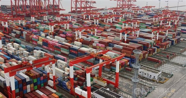 Taiwan's March export orders hit record high on AI demand