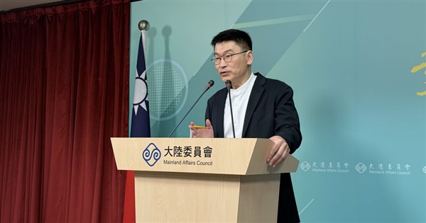 Taiwan maintains China tour group ban after fatal bus accident