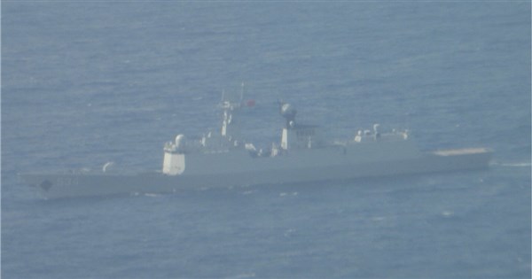 Chinese warships sail near Penghu