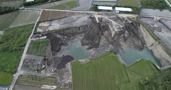 Cabinet approves tougher penalties for illegal gravel mining