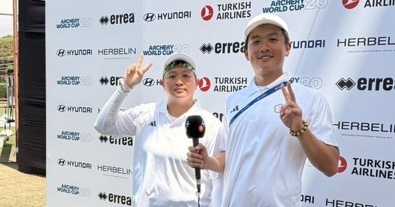 Taiwan mixed team wins compound gold at Archery World Cup event
