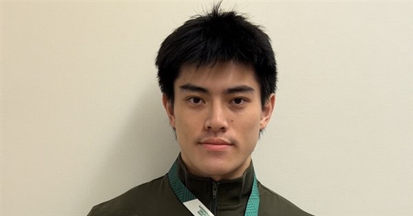 Taiwan's Fan Chun-chia breaks bench press world record in 74-kg class