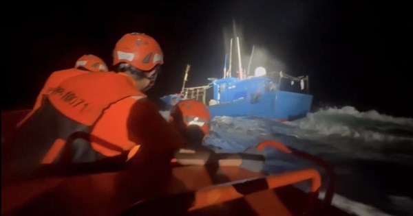 Taiwan coast guard seizes Chinese fishing boat near Penghu, detains 6 crew