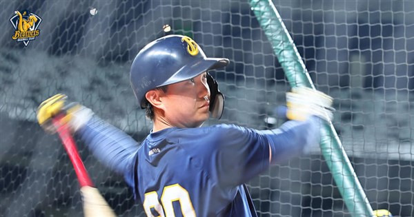Chiang Kun-yu named CPBL's most popular all-star