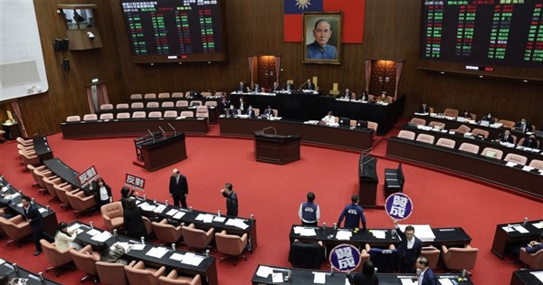 Opposition fast-tracks referendum proposals on nuclear policy ...