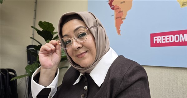 From TV star to exiled journalist: Gulchehra Hoja tells Uyghur story - Focus Taiwan