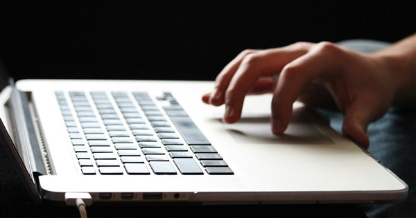 Junior high schoolers spend nearly 40 hours a week online: Survey - Focus Taiwan