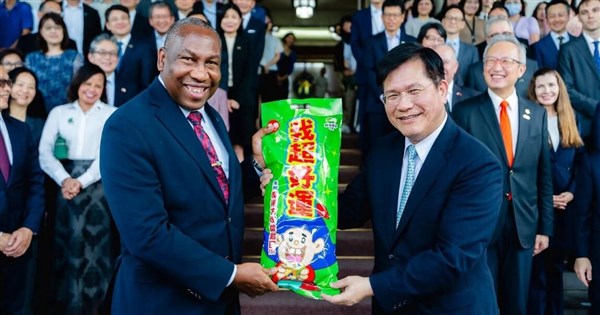 Foreign envoys attend Taiwan Ghost Festival ceremony at MOFA - Focus Taiwan