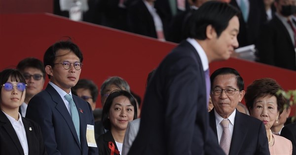 Oppositionsführer kritisieren DPP und Lai in Reden zum Nationalfeiertag - ...