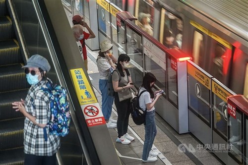 Seorang perempuan terluka dalam serangan acak di Stasiun MRT Shipai Taipei