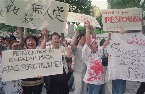Mei 1998: Demonstrasi di Taiwan dan kunjungan delegasi ke Indonesia
