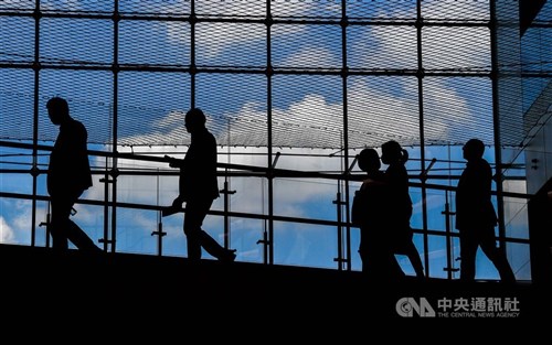 Tingkat pengangguran Taiwan pada bulan April turun ke level terendah dalam 25 tahun