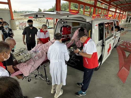 Turis dalam kondisi koma setelah kecelakaan di Kinmen dipulangkan ke Tiongkok untuk perawatan