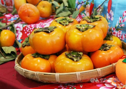 Dokter TCM sarankan makanan penambah energi dan kesemek untuk cegah flu di musim dingin