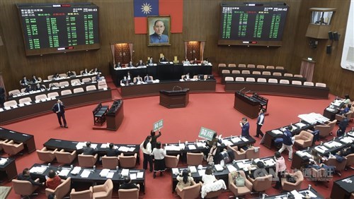 Parlemen Taiwan sahkan UU yang dorong partisipasi publik pemuda