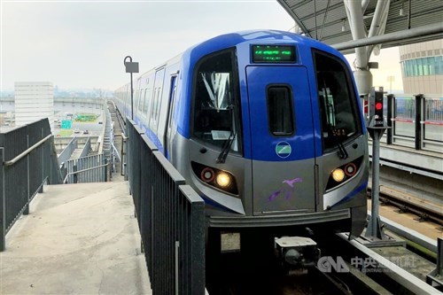 Sebagian besar layanan transportasi Taiwan kembali normal setelah Taifun Bavi beranjak