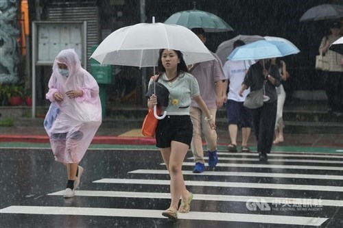 Peringatan hujan lebat dikeluarkan untuk wilayah utara dan timur laut Taiwan