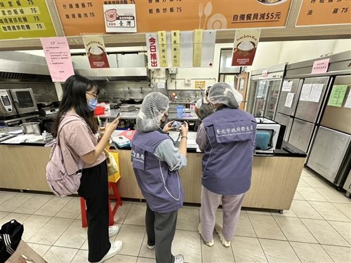 Penyedia MBG di sekolah Taipei terancam denda hingga NT$200 juta atas dugaan keracunan
