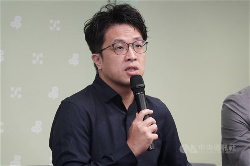 Pria yang unggah ulang foto palsu Puma Shen diberikan penuntutan yang ditangguhkan