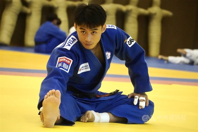 Judoka Yang Yung-wei berlatih di Pusat Pelatihan Olahraga Nasional di Kaohsiung pada akhir Juni. (Sumber Foto : CNA, 21 Juni 2024)