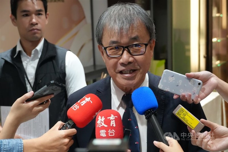 Menteri Pendidikan, Cheng Ying-yao dalam wawancara dengan media. (Sumber Foto : CNA, 16 Agustus 2024)