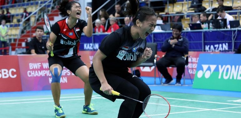 Pasangan ganda putri bulu tangkis Indonesia, Febriana Dwipuji Kusuma (kanan) dan Amallia Cahaya Pratiwi (kiri). (Sumber Foto : Dokumentasi Persatuan Bulutangkis Seluruh Indonesia)