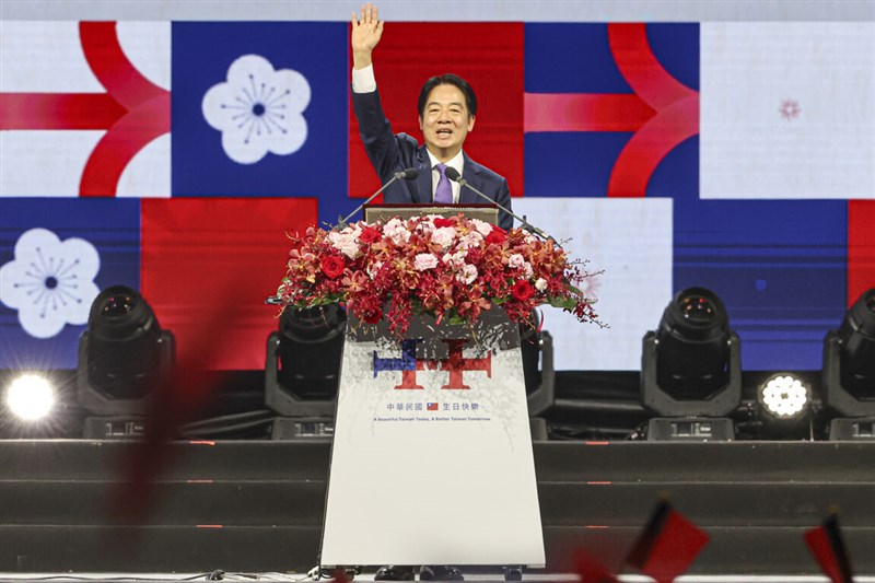 Presiden Lai Ching-te menyampaikan pidatonya dalam acara perayaan Hari Nasional yang diadakan di Taipei Dome pada Sabtu. (Sumber Foto : CNA, 5 Oktober 2024)