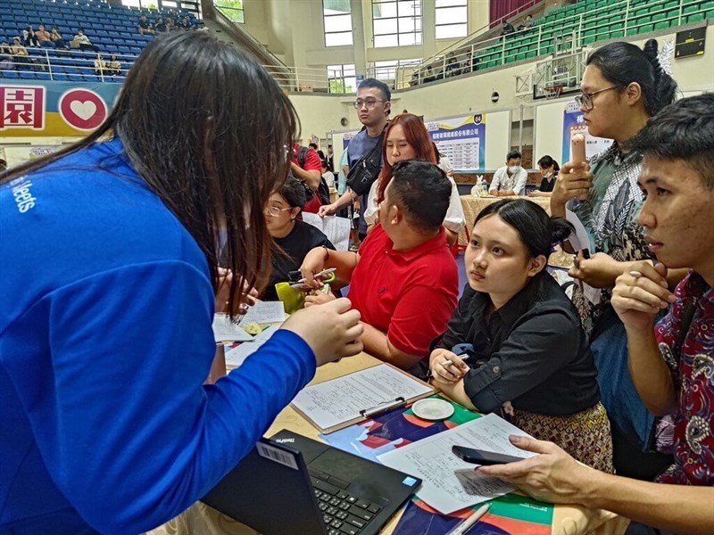 Pemerintah Kabupaten Chiayi bekerja sama dengan Wufeng University untuk menggelar bursa kerja dan magang untuk mahasiswa asing pada Kamis. (Sumber foto : Pemerintah Kabupaten Chiayi)