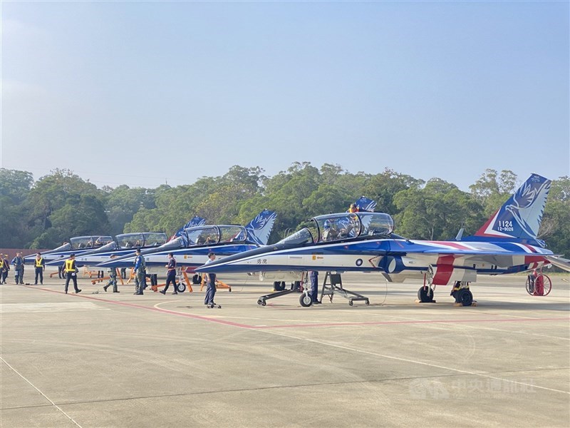 Pesawat-pesawat yang diproduksi Aerospace Industrial Development Co., perusahaan dirgantara milik pemerintah Taiwan. (Sumber Foto : Dokumentasi CNA)