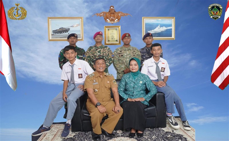 Tantri dan keluarganya. (Sumber Foto : Tantri)