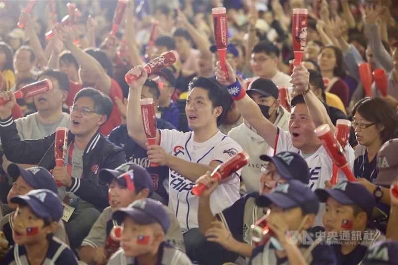Wali Kota Taipei Chiang Wan-an dari Kuomintang, dalam acara pemutaran pertandingan Minggu di Taipei City Hall. (Sumber Foto : 24 November 2024)