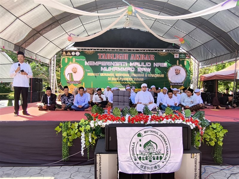 Kepala KDEI, Arif Sulistiyo beri enam pesan kepada PMI saat menghadiri acara tabligh akbar di Yuanlin. (Sumber Foto : Dokumentasi KDEI)