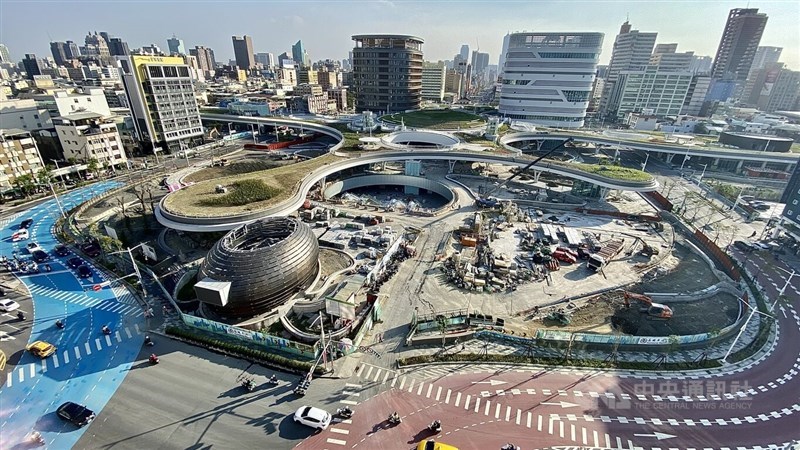 Stasiun Utama Kaohsiung menjalani tahap akhir remodelasi pada Kamis. (Sumber Foto : CNA, 5 Des. 2024)